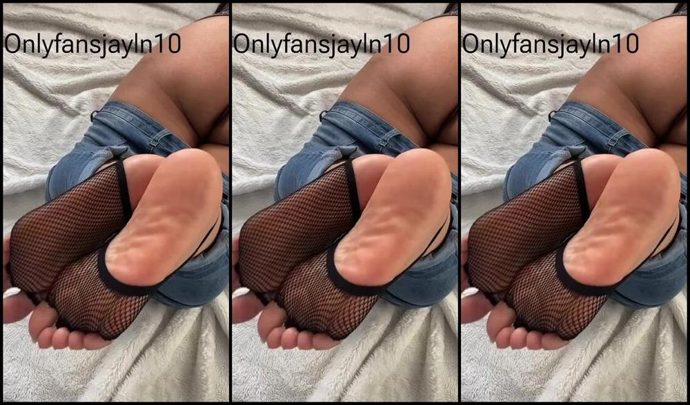Jaylyn Nicknamed Jaylyn10 Onlyfans 2 Similar But Yet Different Vids Lovely Day Amp Hope U Enjoy2