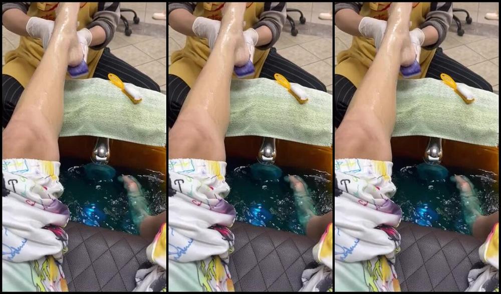 Footprincessx1 Nicknamed Footprincessx1 Onlyfans Pedi Timeeeeee Send Tributes Pictures Coming Soon 3