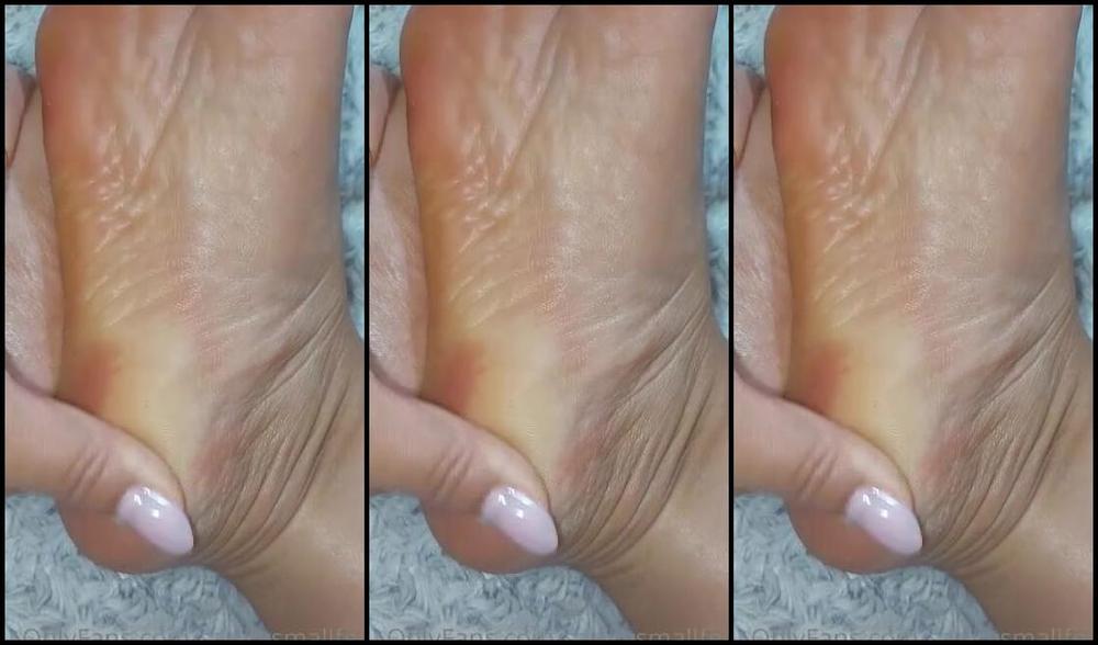 Mica Sandy Nicknamed Sandysmallfeet Onlyfans I Am Sick But I Really Need Your Tuch Baby