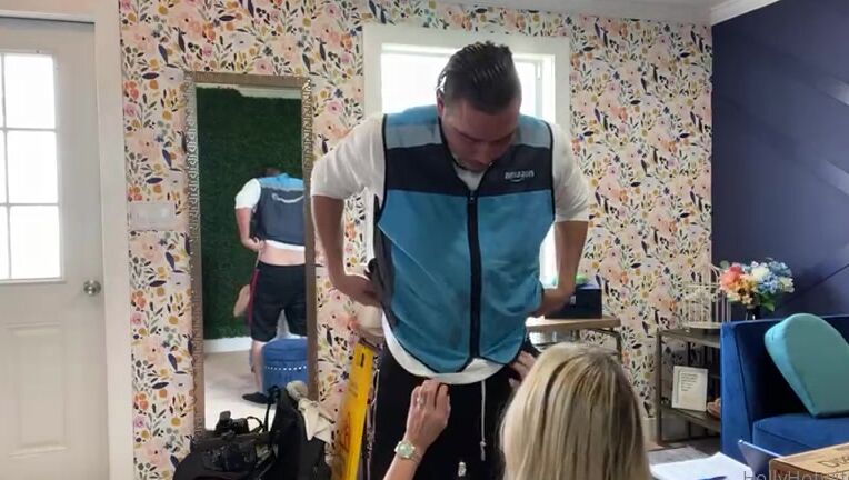 Hollyhotwifevip As You Know I Love My Delivery Guys So Onlyfans XXX