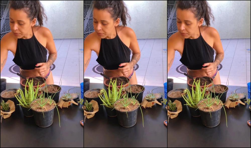 "Mom Wants To Breed" Daily, Daily Vlog, Model, Brazilian, Brunette, Amateur, Suggest Mom Wants To Breed Daily life of a hottie arranging her plants Pornhub
