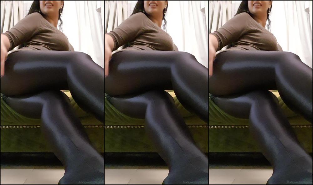 Ezada This Pair Of Shiny Spandex Pantyhose From Gatta May Be Yours Tip Usd With The Comment