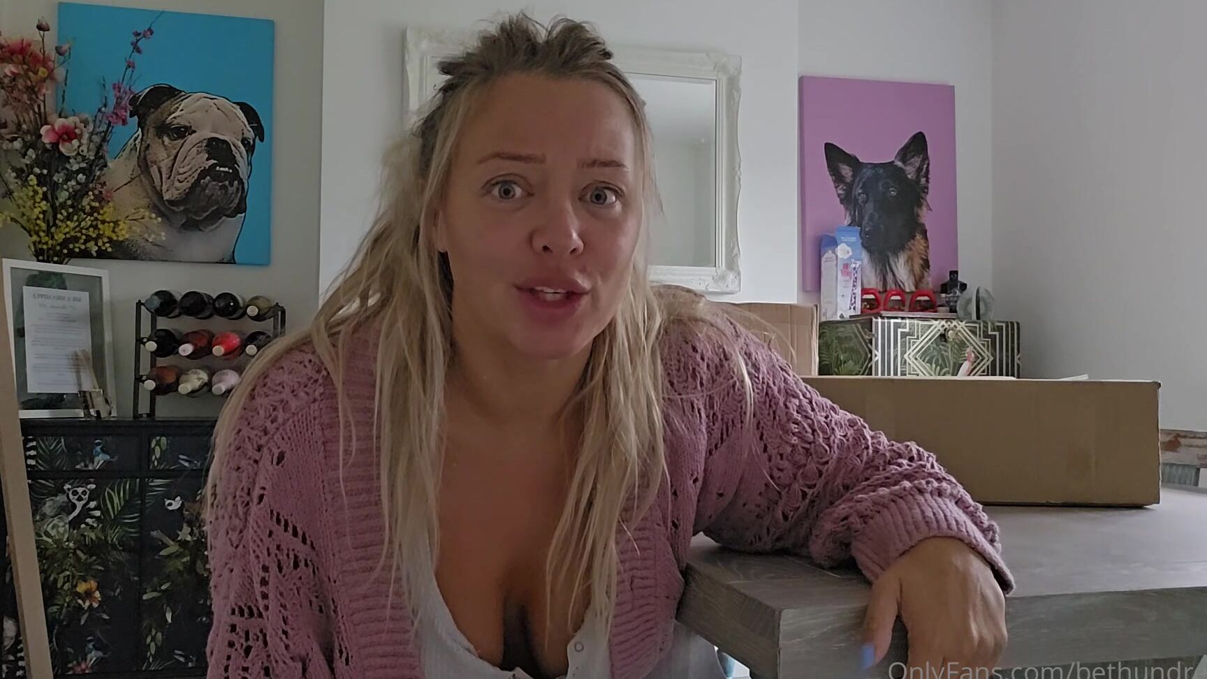 Bethundressed Help A Neighbour Out