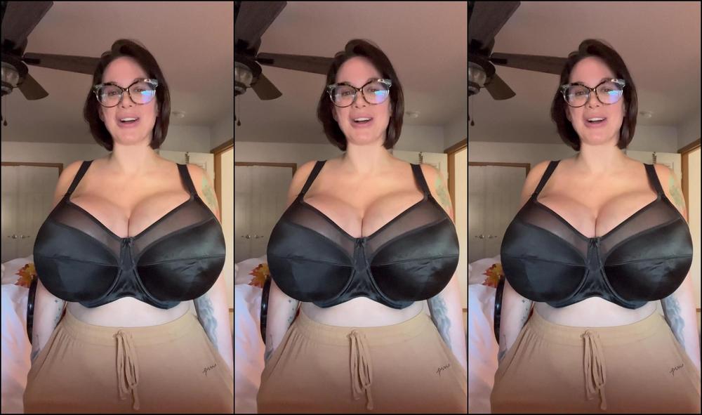 Thebrittanyxoxo Just A Video Of Me Chatting About Bra Sizes Catching A Cold Unfortunately And Showing Y