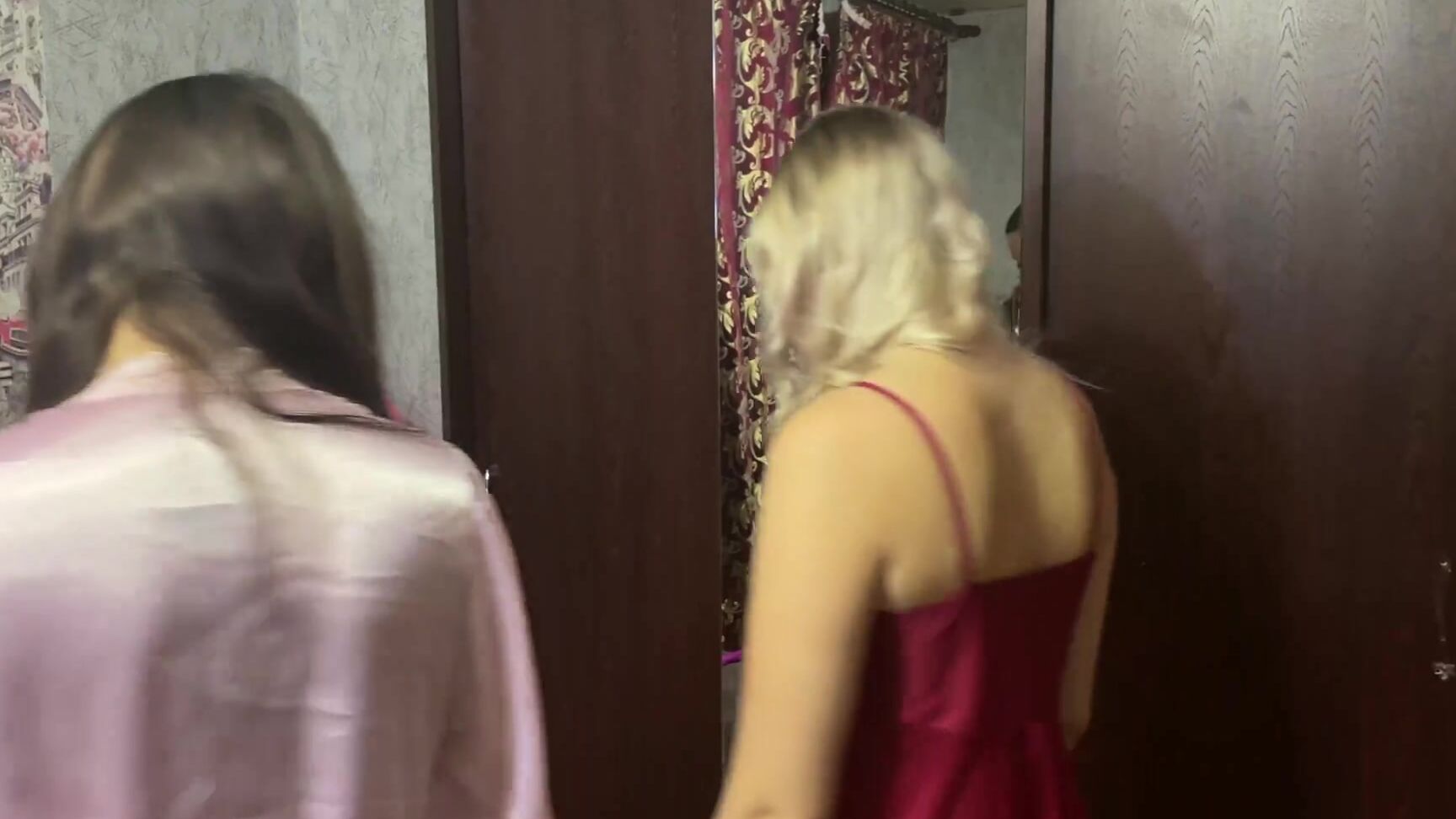 angel and demon min stacy starando slikkede min fisse og jeg kneppede hende med en vibrator p hendes f dselsdag l Pornhub