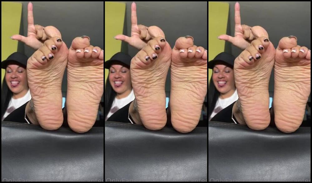 Deedeericanfeet Onlyfans As Requested Hahah Who Is The Loser Uuuu Lmfao