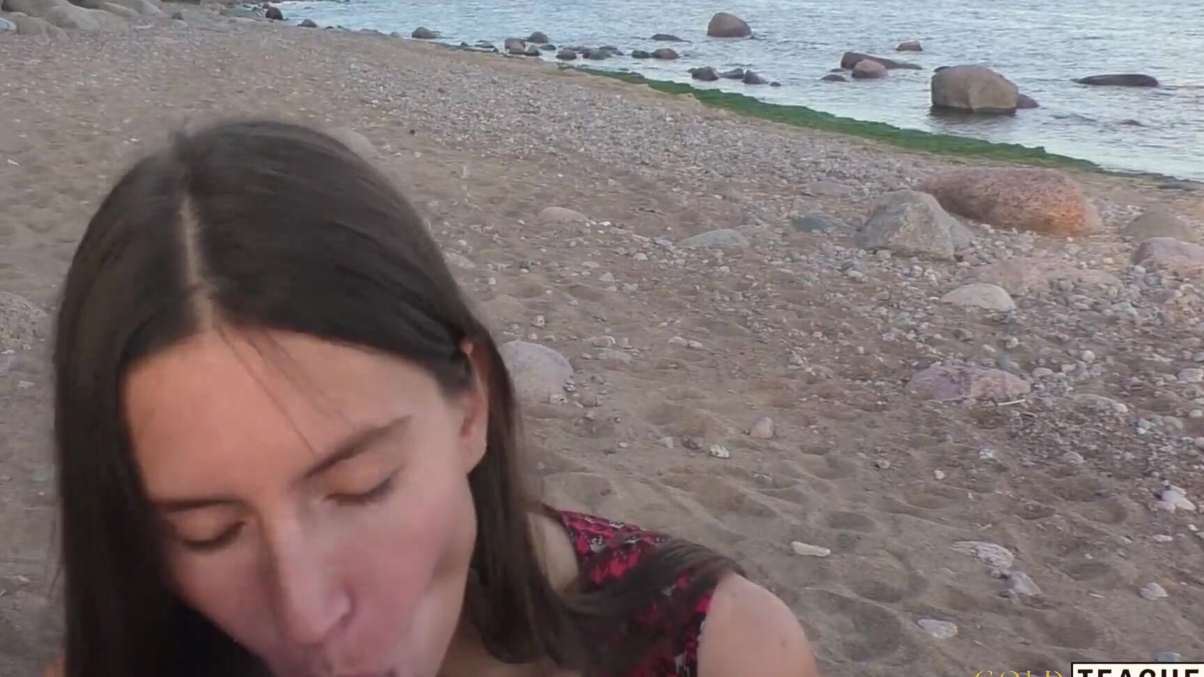 GoldTeachers Beautiful teen sucks cock on the beach. POV Pornhub