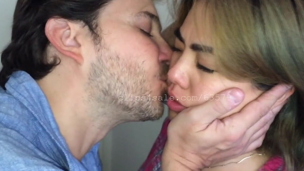 Kissingchannel Nicknamed Kissingchannel 05 10 2018 Onlyfans Video Sean And Lily Kissing Video 3 Full Video 3 Min