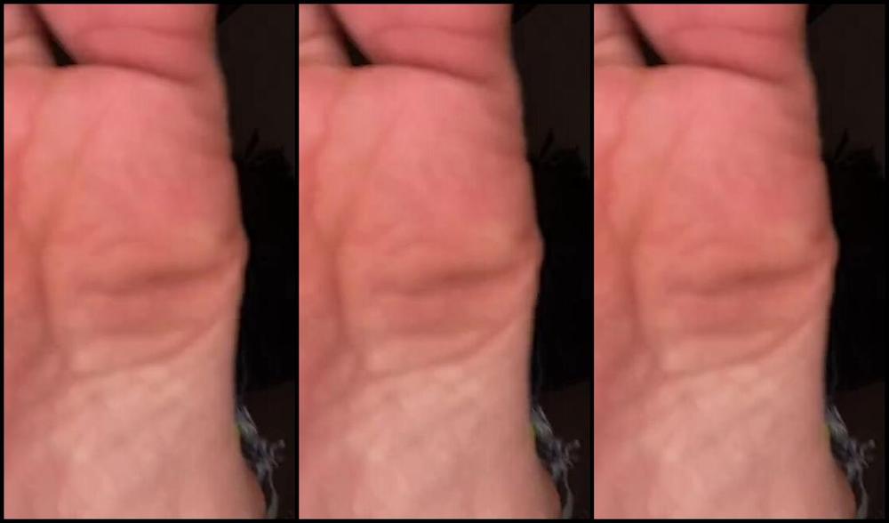 Solelessky Onlyfans Giantess Tease It S Always A Treat To Be Under My Pretty Soft Feet Lay There And Don T Be A Bug