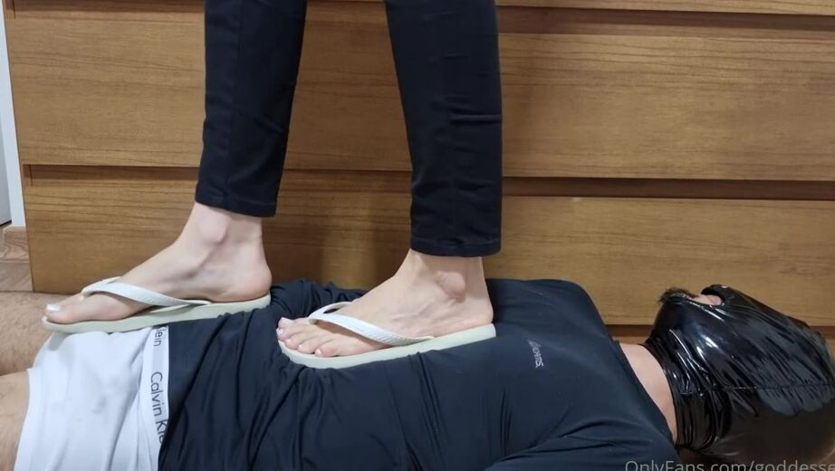 Goddesselisaa Sorry Crotch