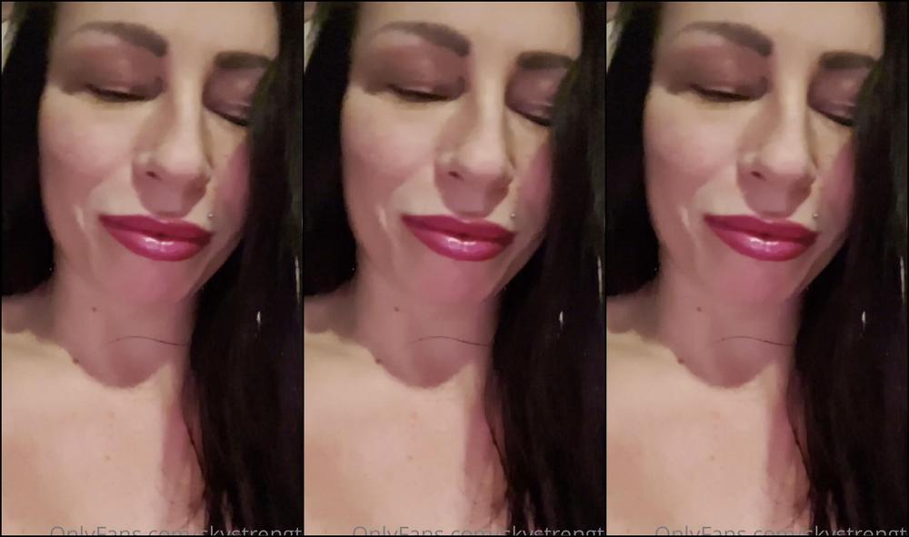 Skystrength Hi There Here S The Candy I Promised You Let Us Smo