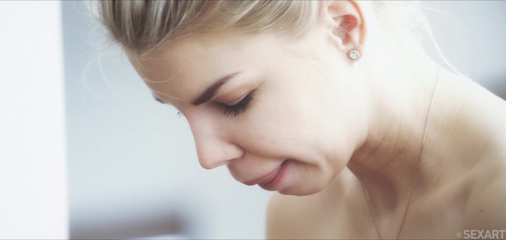 tan lines, doggy style, lesbian, erect nipples, barefoot, freckles, pool, tattoo, beauty, necklace Arian & Lena Reif & Olivia Sin & Rebecca Volpetti SiteRip