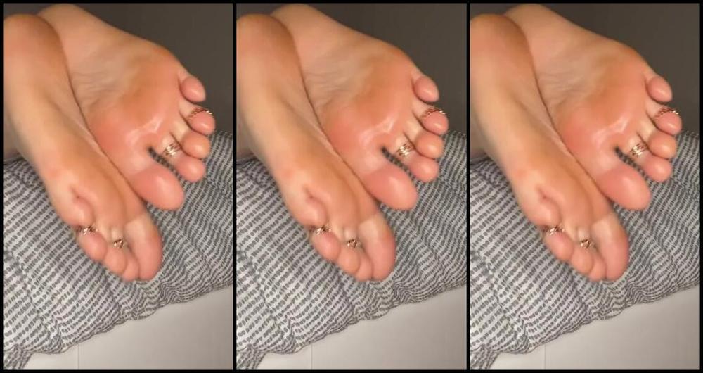 Yourdiamondvip Onlyfans Toes With Rings And All My Feet Oiled Would You Like To Cum On Them