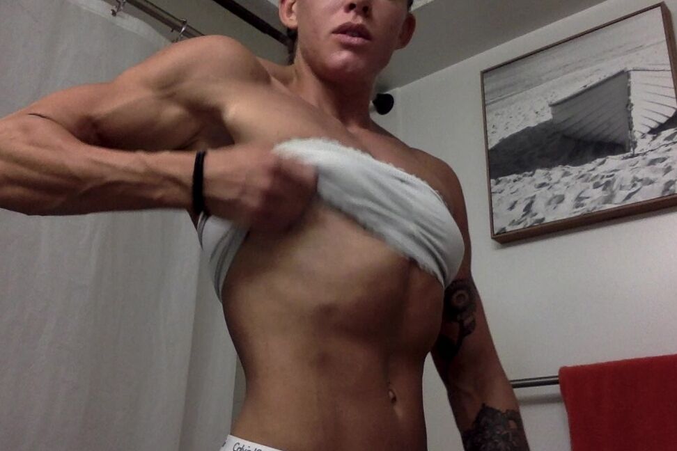 Lexa Stahl 2294727038 12 09 2021 Hehe I Was So Tiny About 1516 Months Ago For Throwbackthursday