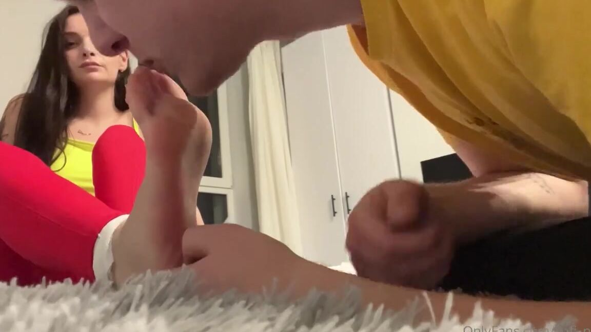 Goddess Sofi Femdom Onlyfans Finish My Days With Beautiful Clean Foot