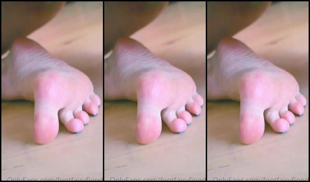 Freakyfjondaxxx Onlyfans Getting That Creamed Purfect Lil Pink Babe Dripping On My Foot And Licking It Offsuch A Treasure