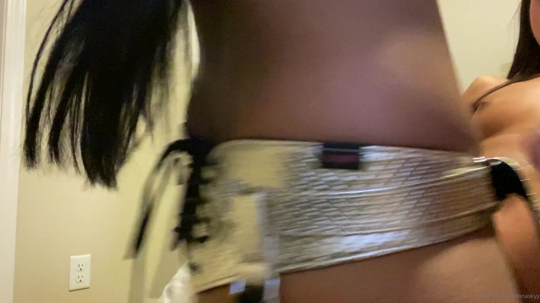 Vinaskyy Ember Fucks Me With A Strap On