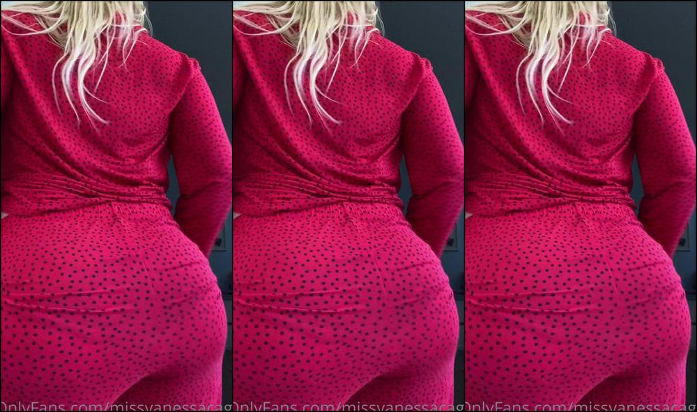 Vanessa Cage Ngzeij S