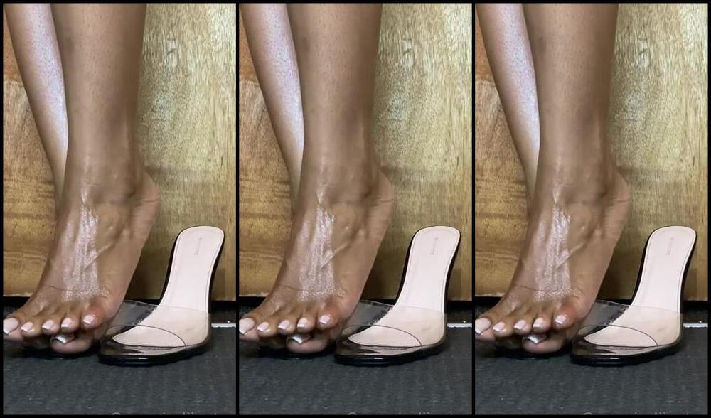 Queenjodiieetoes Aka Prettyfeetonly1800 Onlyfans Clabousser Tous Ces Beaux Orteils