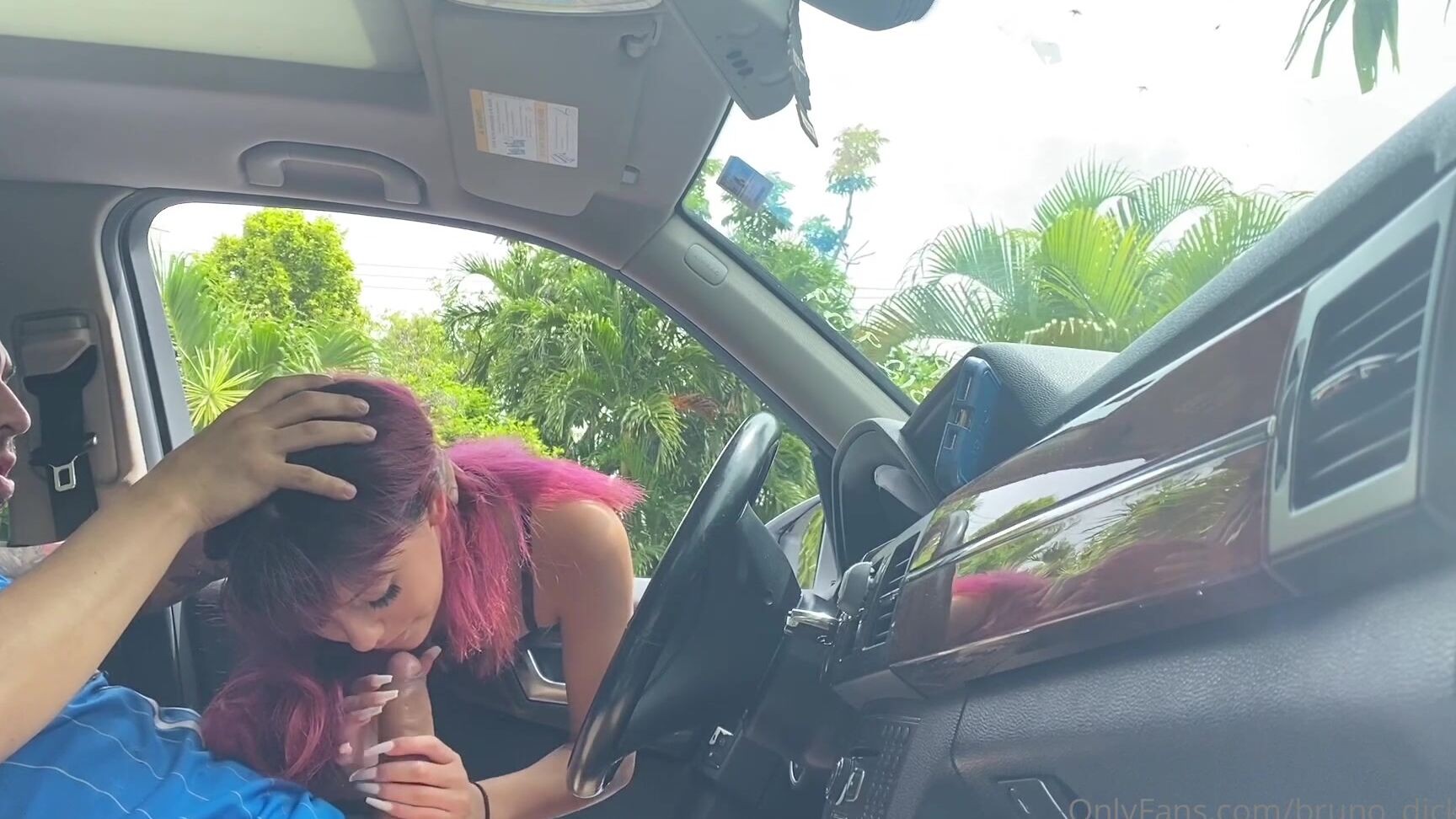 Bruno Dickemz Caught Masturbating In The Car I Wanted To Get Away From The House During This Quarantine