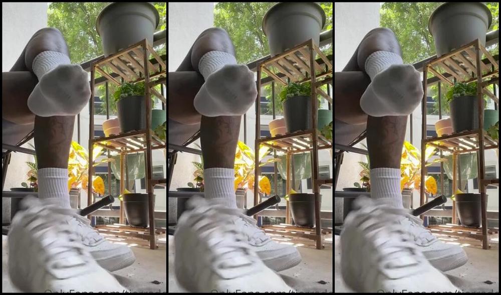 Tierradoll Onlyfans Nike Uptown Sneaker And Sock Removal Shoe Play