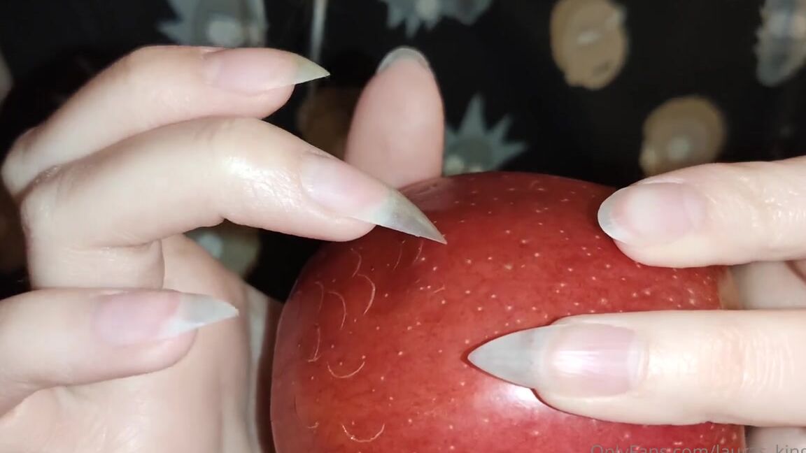 Lalalaura Nicknamed Lauras Kingdom 07 07 2024 Onlyfans Video Claw Queen Apple Poke Z