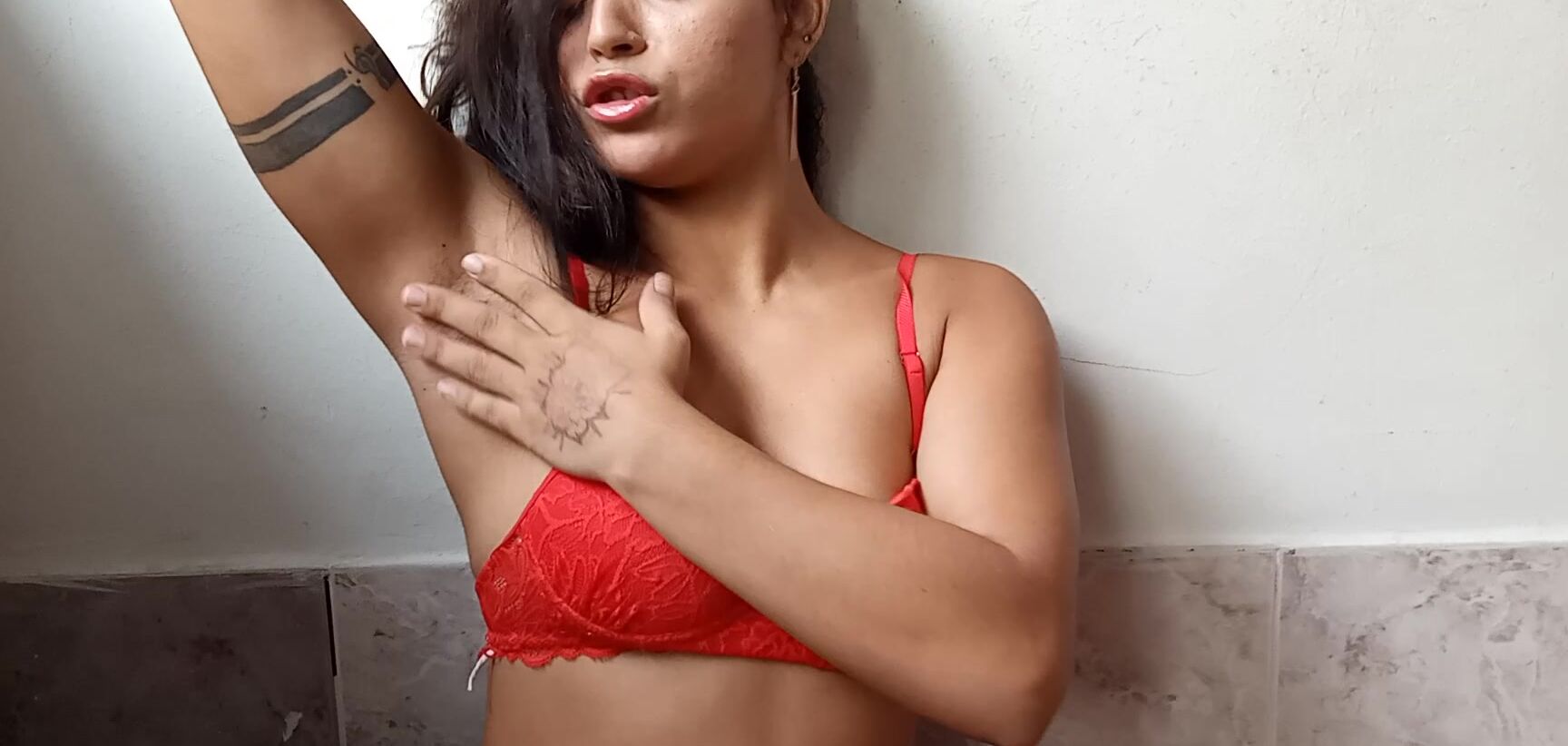 Latinamarne Beautiful Girl Hairy Armpits Dildo Play