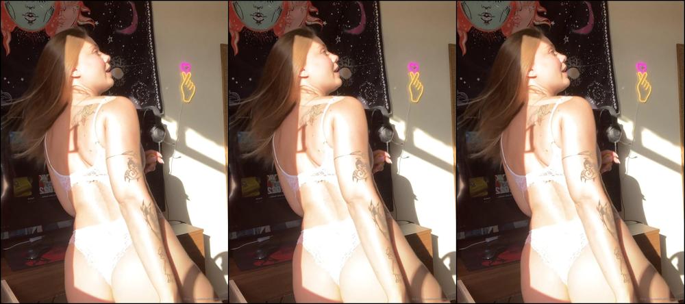 Nathbisterco 2593057316 09 21 2022 I Exert Myself Listening To Music