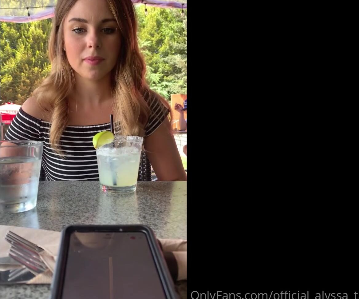 Official Alyssa Taylor Remote Vibrator On A Crowded Patio No Underwear And A Butt Plug Too I Got This Amazi