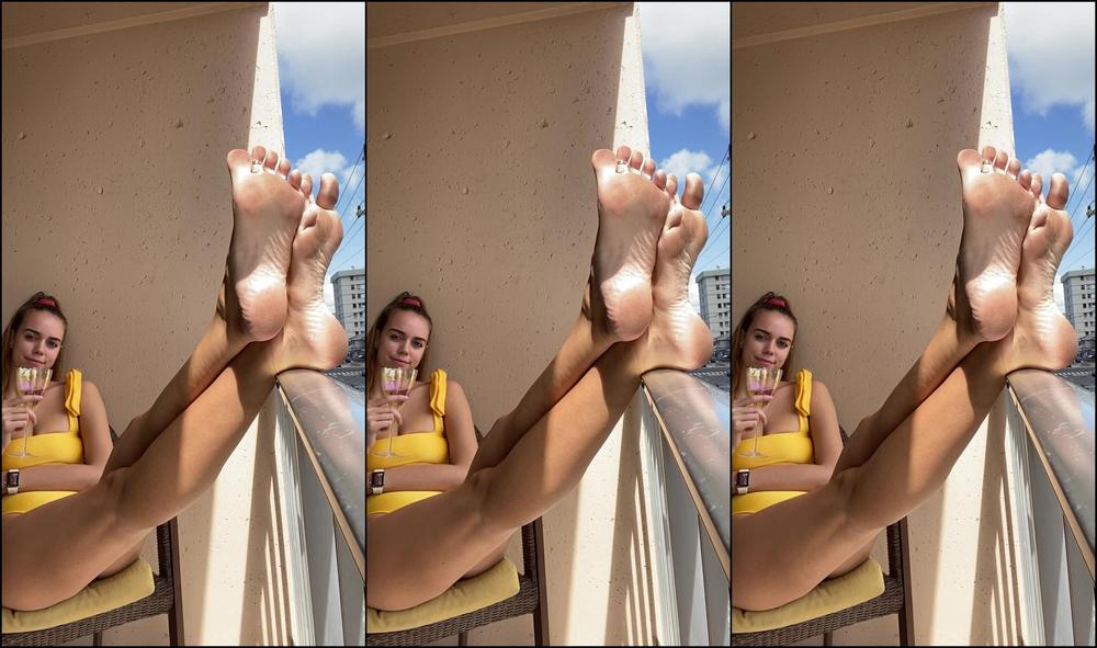 Goddesstalltasha 245809978 04 19 2020 Watch Me Enjoy A Glass Of Wine As My Soles Hyypnotize You If You Were