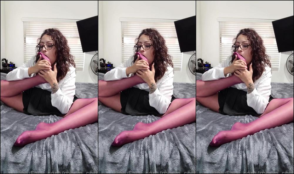 Moon Soles Here Is The Full Video Of My Nylon Worship If You Haven T Seen It On Ig Plus Nylon Baref