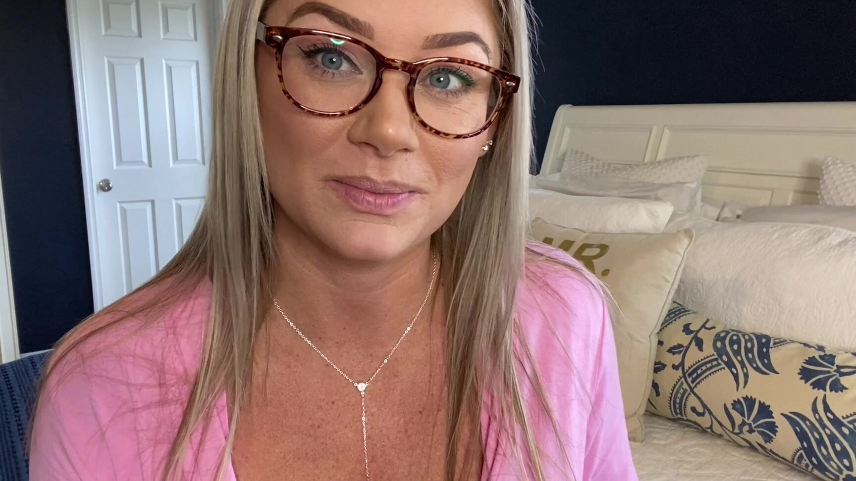 Dirty Talking, Financial Domination, JOI, Jerk Off Instruction, Non-Nude lauranvickers-findom-joi-with-countdown ManyVids