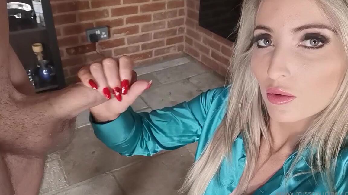 Misscourtneym Onlyfans Such A Naughty Day What Did You Get Upp