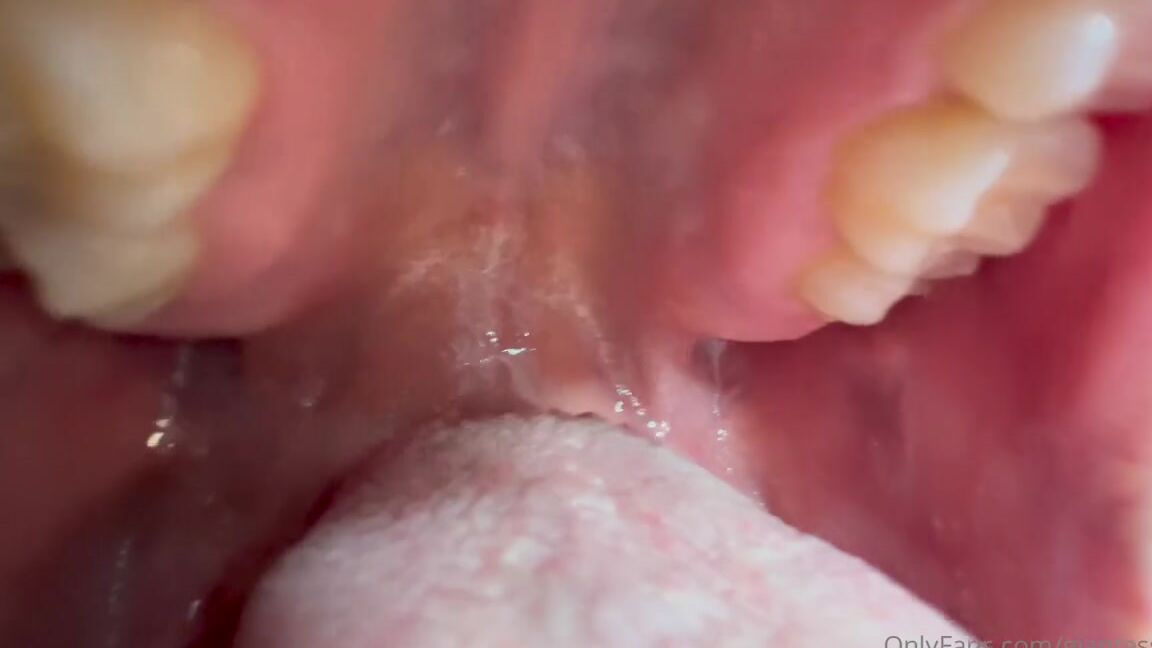 Giantess Tara Nicknamed Giantesstara 11 25 2024 Onlyfans Video Youll Be Getting Two Bonuses Videos At Special Prices For Thanksgiving One Being A Video