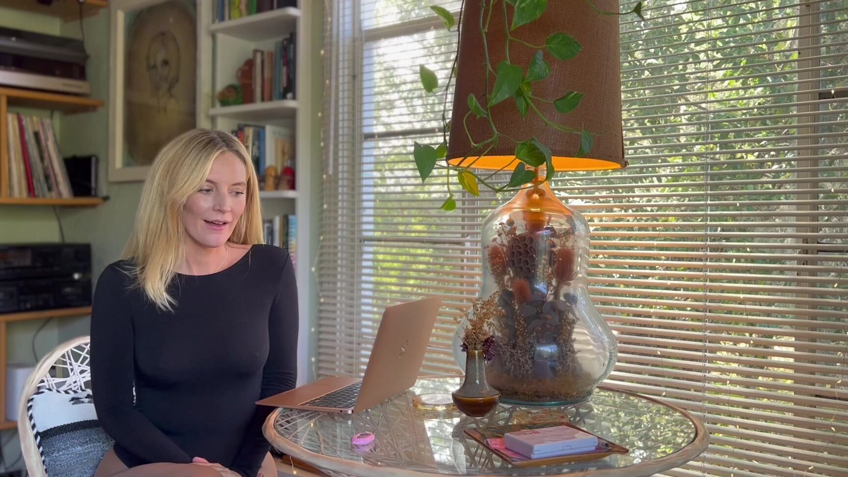 Monawalesxxx 2684157568 11 17 2022 Back Doing What I Do For You