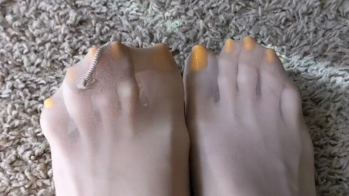 Premiumbrandy Onlyfans Stinky Feet Nylon Joi Orange Toes My Feet Stink After A Long Day I Tease You While I Tell You How