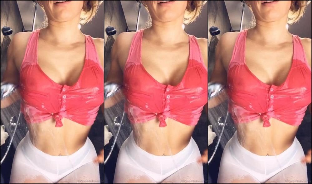 Candycurvesofficial Go To Take A Shower Come With Me