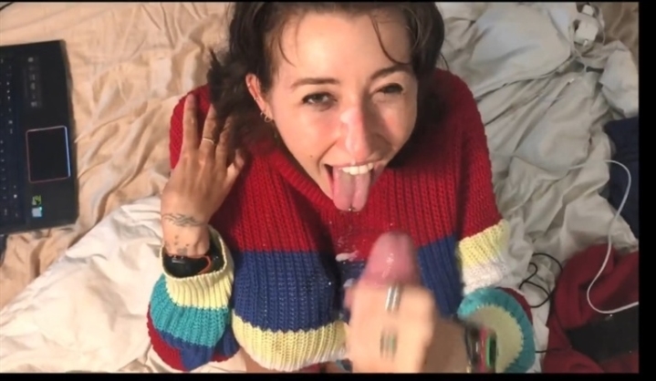 Blowjob, Cumshot, Amateur, Fake tits Big tit teen loves sucking cock. Frank get blowjob from Anne SiteRip