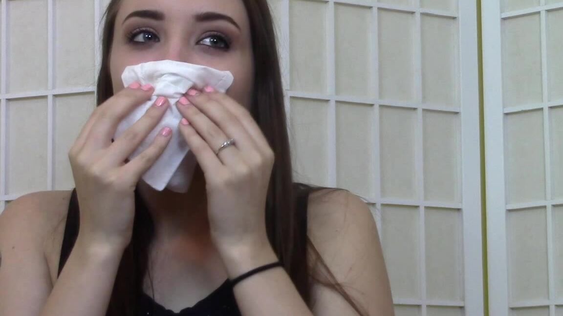 BuddahsPlayground - Sneezing Beauties ManyVids