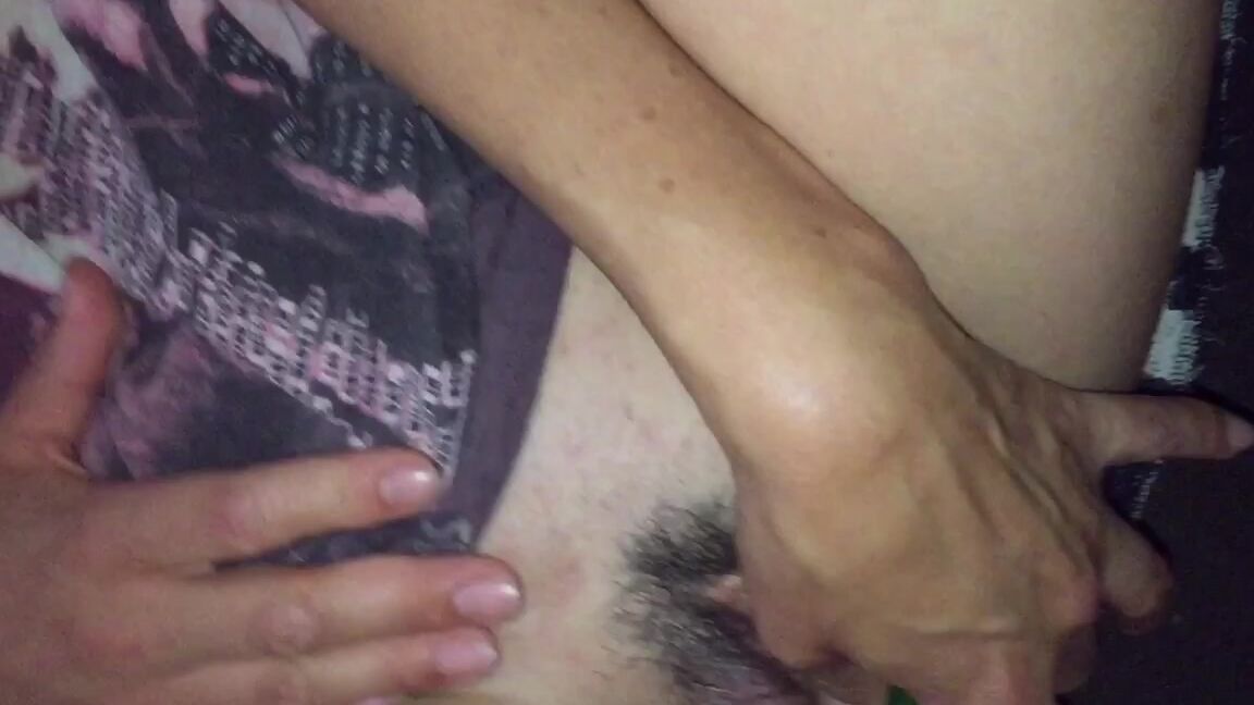 Italianporno Cucumber Orgasm Real Live