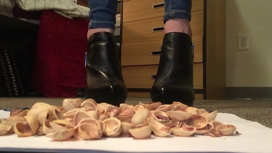 Luxuriouslexi Nicknamed Luxuriouslexi Onlyfans Vid Представь Эти Существа Твои Никчемные Шарики Будучи Раздавленными Mx