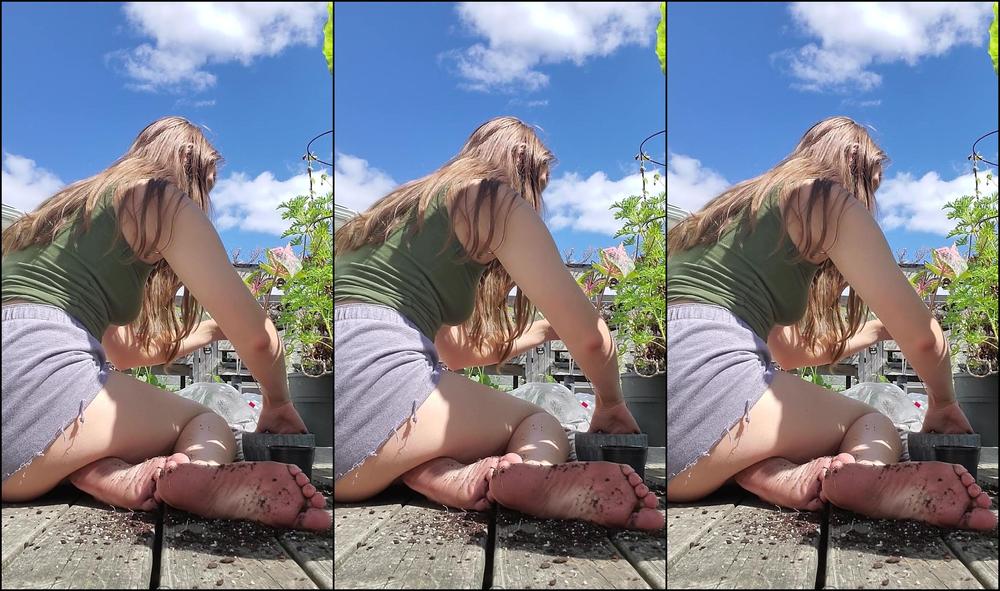 Tootsiepoptoes Gardening