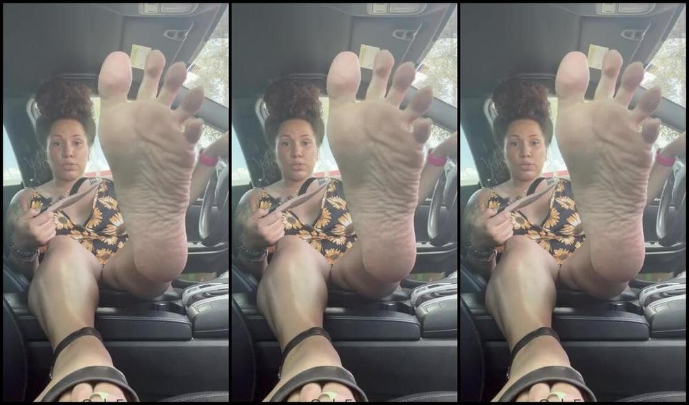 Natasha Aka Vibez3 Onlyfans I Need A Cuck To Clean My Feet In My Car After The Amazing Date We Had