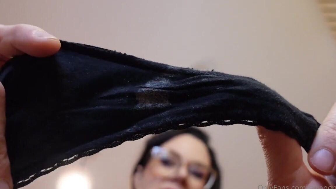 Taija Berryhill Nicknamed Taijaberryhill 06 10 2023 Onlyfans Video Sweet Feet Lovers Please Obey Lb