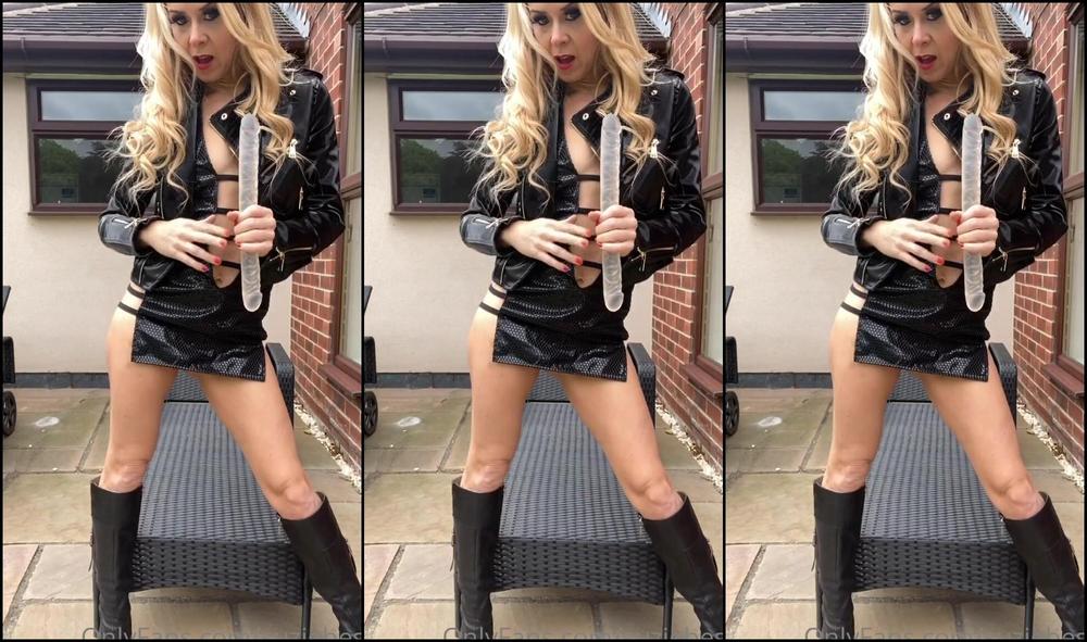 suziebest-12-05-2020-311755685-naughty-joi-in-the-garden