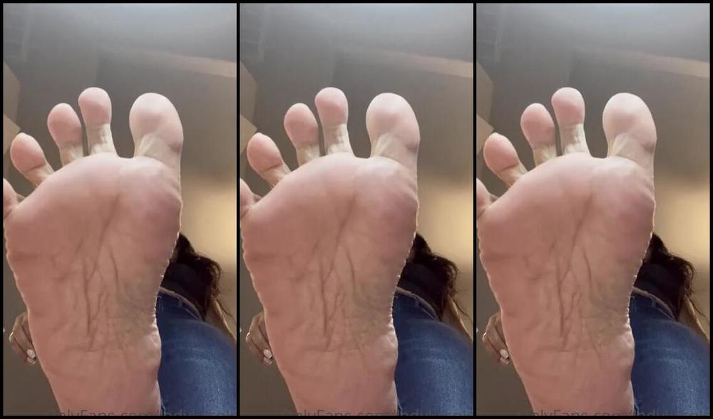 Ladyk Soles Nicknamed Ladyk Soles Onlyfans Pathetic Tiny Crush