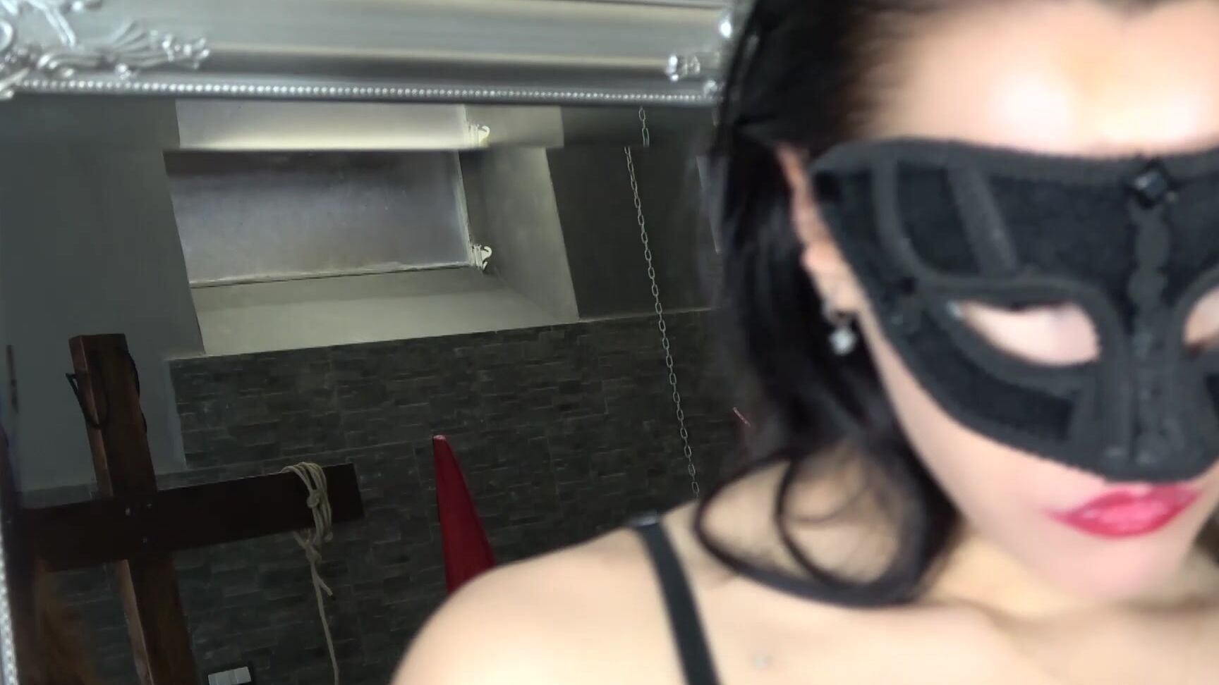 Gaiapadrona Custom Req Want To See You In Bright Red