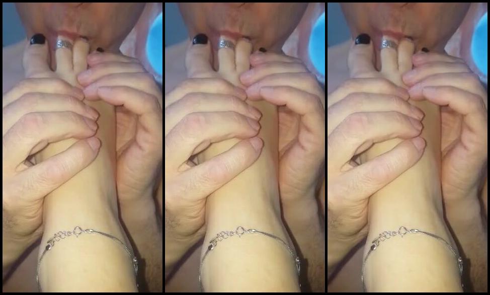 Lou In Heels Nicknamed Louinheels 06 04 2018 Onlyfans Video Some Lovely Foot Worshipping 44 Felt Amazing Xxx