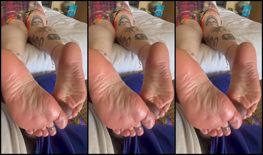 Paws And Klaws Foot Fetish 04 17 2024 Onlyfans Video We Were Finished Amp Suppose To Be Leaving But He Wanted Me To Play With The F6X