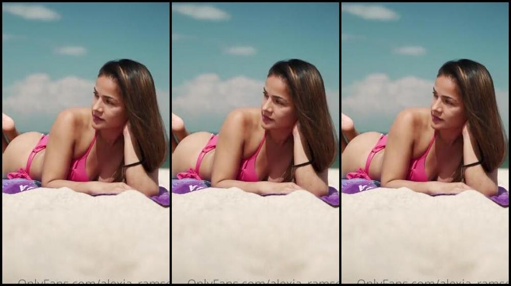 Alexia Ramsey Onlyfans Missing My Beach Days Natural Face Natural Feet Natural Body